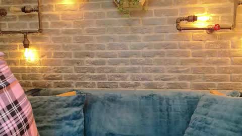 Lisa Caprice online show from March 10, 5:55 am