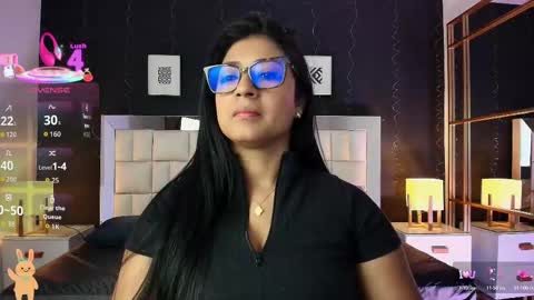 Lisa online show from October 4, 2:11 pm