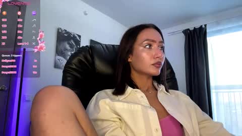 Lisa online show from October 5, 9:03 am