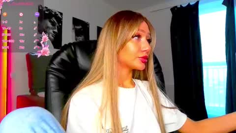 Lisa online show from February 24, 12:37 pm