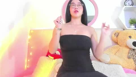 Lisa online show from November 22, 2:25 am