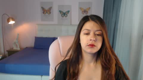 Andrea online show from December 31, 12:25 pm