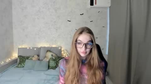 Lissa online show from October 4, 4:51 am