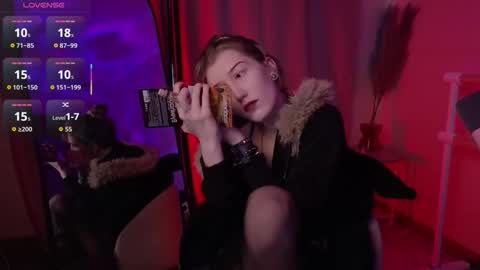 lissaros online show from November 19, 5:40 am