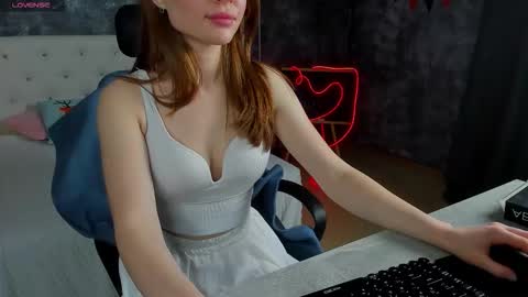 Isabel online show from February 17, 8:02 am