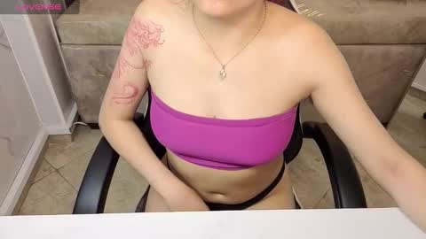 Cherri online show from November 8, 10:15 pm