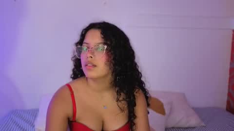 little_lilith_apple online show from October 4, 11:53 pm