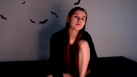 Alice.. online show from October 18, 11:46 am