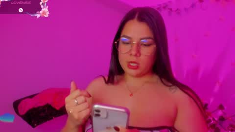 Tifanny online show from April 17, 2:30 pm