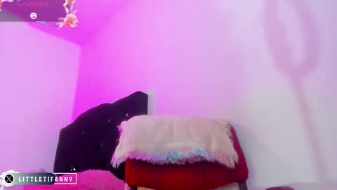 Tifanny online show from October 10, 3:50 pm