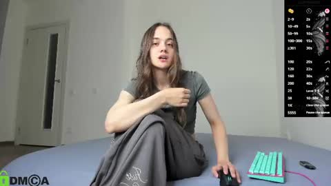 littleashleyy online show from July 14, 10:47 pm