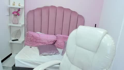  sofii  online show from September 10, 8:42 pm