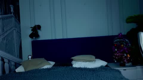 Liv 3 online show from January 3, 1:36 pm