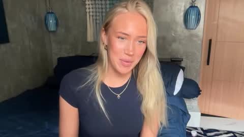 olivia online show from February 24, 3:16 am