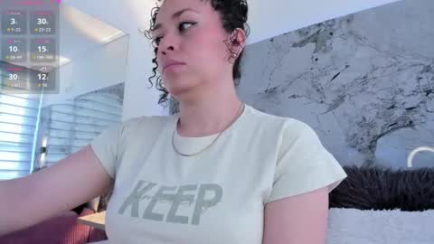 Liz  online show from October 1, 12:21 pm