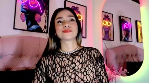 liz_lancester online show from May 20, 3:42 pm