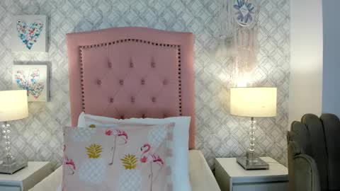 liz rouse  online show from February 9, 11:45 am