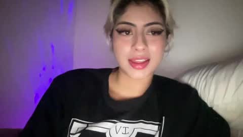 Lizeth online show from February 23, 3:50 am