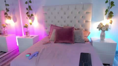 Lizz collins online show from January 15, 4:29 am