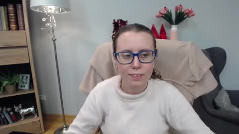 Lizzy online show from February 12, 6:15 am