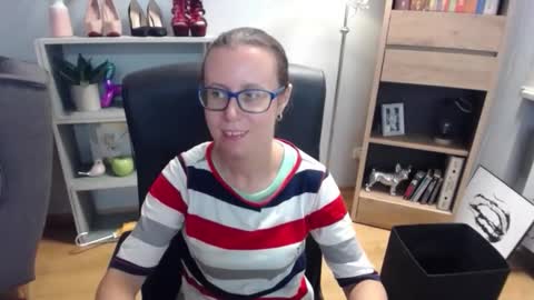 Lizzy online show from September 11, 4:35 am