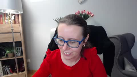 Lizzy online show from April 1, 4:35 am