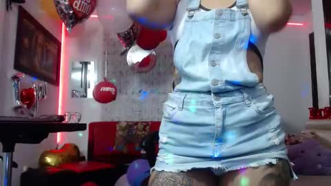 lola_fiery online show from February 14, 12:14 pm