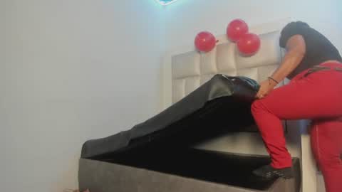 lola_js online show from June 24, 11:53 am