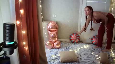LolaaMint  online show from July 29, 10:26 am