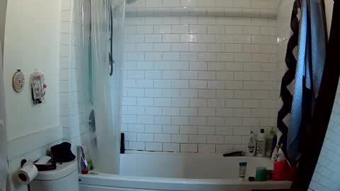 Lola Lixx online show from March 17, 8:02 pm