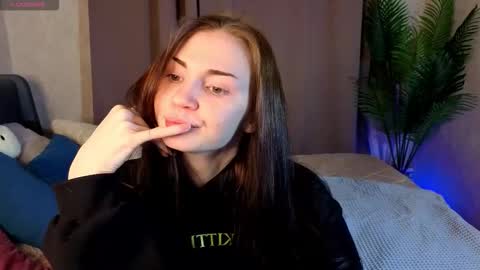 Lola online show from January 18, 9:38 am