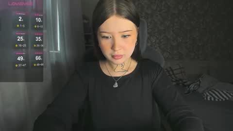 lona online show from September 26, 9:18 am