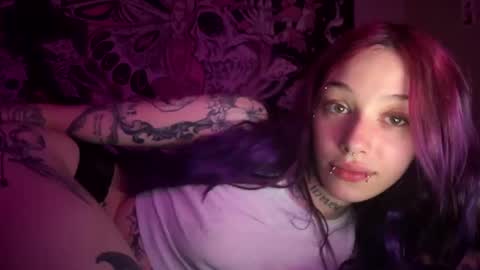 lookingforlona online show from September 19, 3:27 am