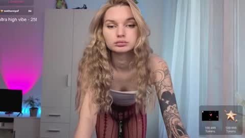 Luna online show from March 10, 2:43 pm