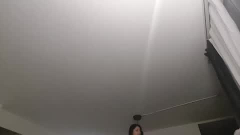 loolaunshaved online show from November 19, 9:48 pm