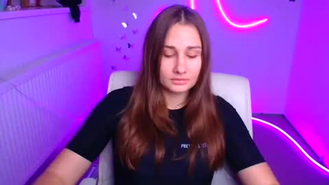 Lora online show from November 8, 6:51 am