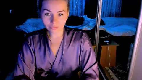 Lora online show from October 3, 3:11 am