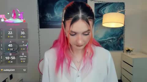 Lora online show from November 2, 11:46 am