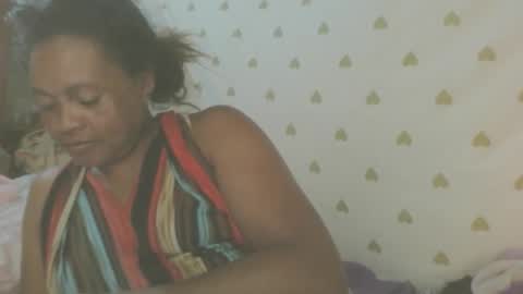 LorahxVane online show from March 10, 7:01 am