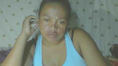 LorahxVane online show from April 1, 1:41 pm