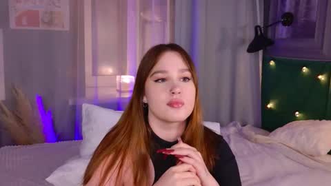 Lori online show from September 27, 8:38 pm