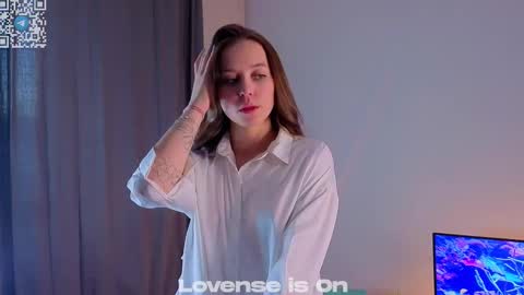 Jess online show from November 17, 1:28 am