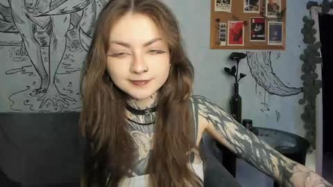 lostallice online show from March 21, 6:18 am