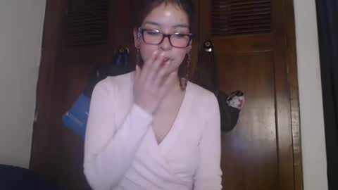 nefisa nef online show from December 3, 8:17 pm