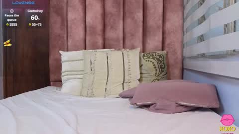  Lou Rosse  online show from February 12, 8:07 pm