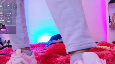  LouIse  online show from March 9, 1:36 pm