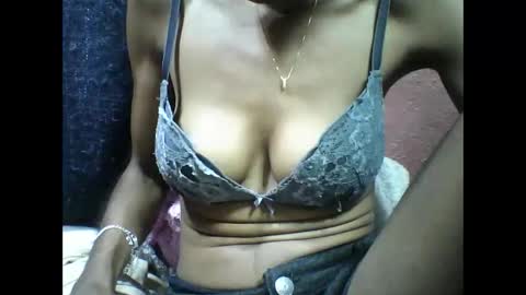 lovaelisa online show from October 28, 1:50 pm