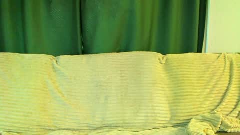 Cute face online show from April 5, 3:27 am