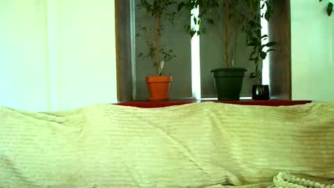 Cute face online show from February 25, 2:58 am