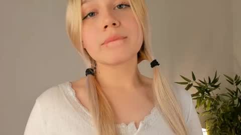 Eva online show from November 12, 1:09 pm